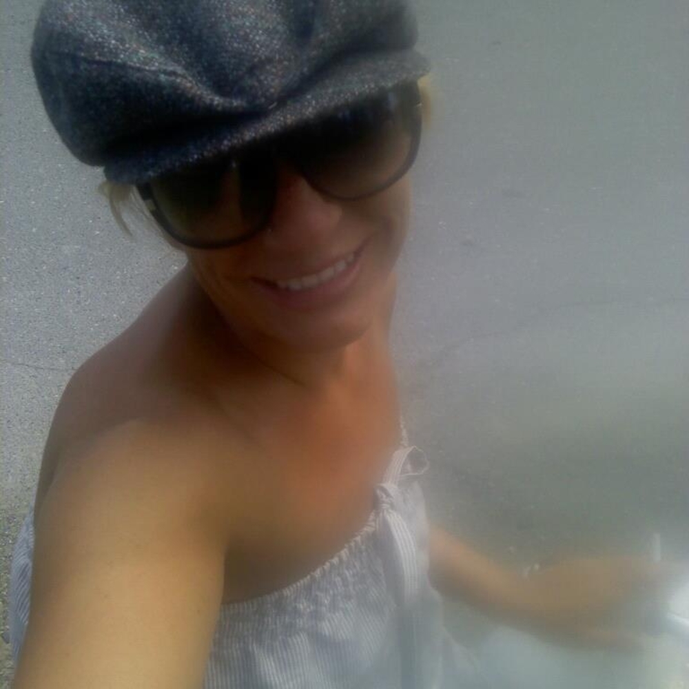 Meet your Posher, Stephanie